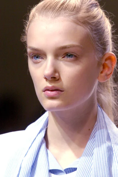 Look 5